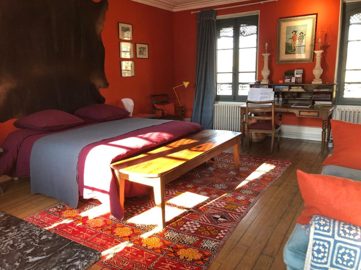 Bed In Versailles - Villa De La Piece D'Eau Des Suisses Luaran gambar